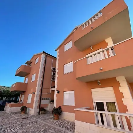 Apartman Jukic 3*