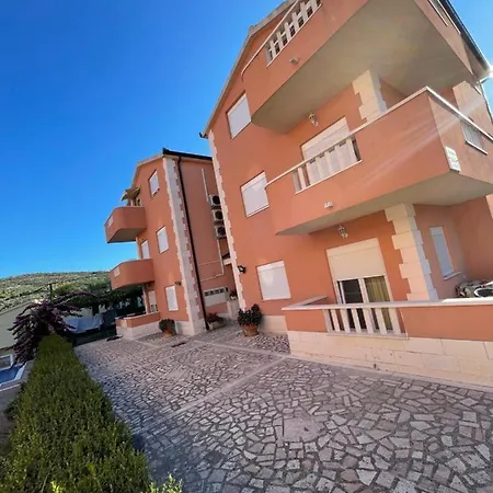 Apartman Jukic Guest house 3*