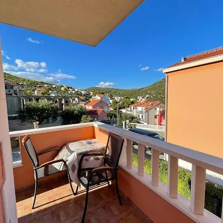 Apartman Jukic Guest house Marina