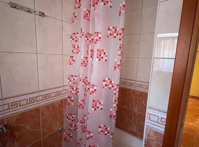 Jukic ゲストハウス マリナ