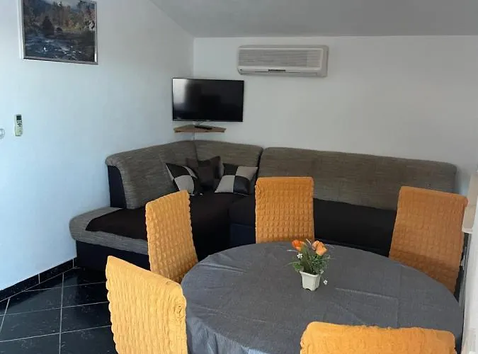 ゲストハウス Jukic 3*